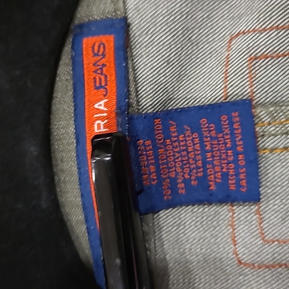 BCBG Maxazria Jeans Olive Green Denim Cropped Jacket  Size L - Picture 8 of 9